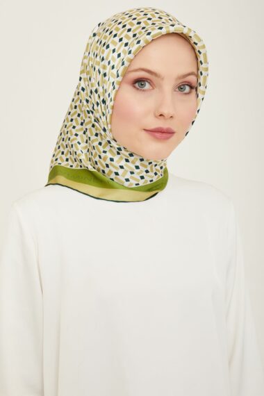 روسری زنانه آرمینه | E24YA9151D02 Armine