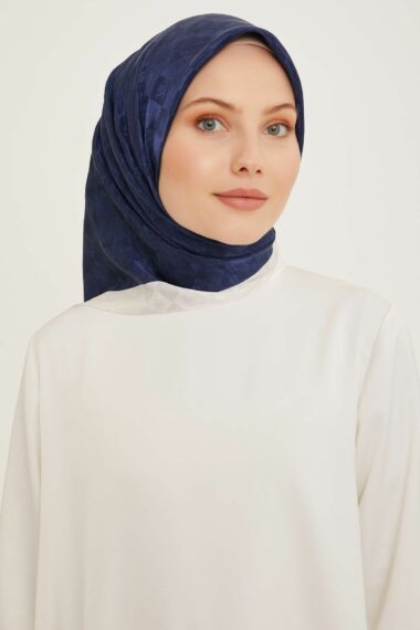 روسری زنانه آرمینه | S22YA0001D04 Armine