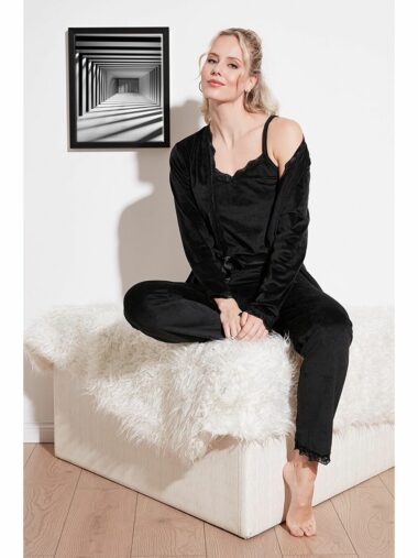 ست پیژامه زنانه للا کد 6095545 – 19351 | Lela