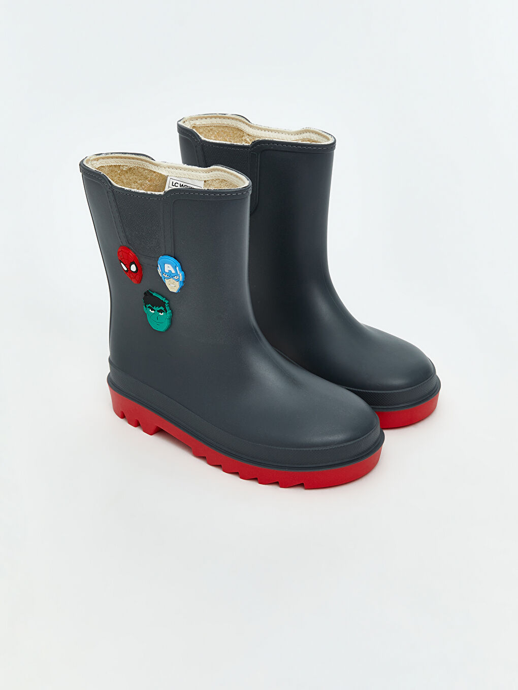 بوت ال سی وایکیکی