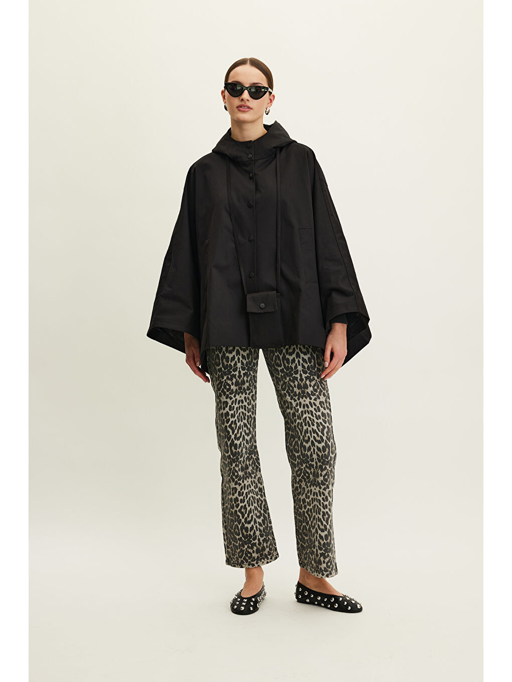 ترنچ کت  مانوکا