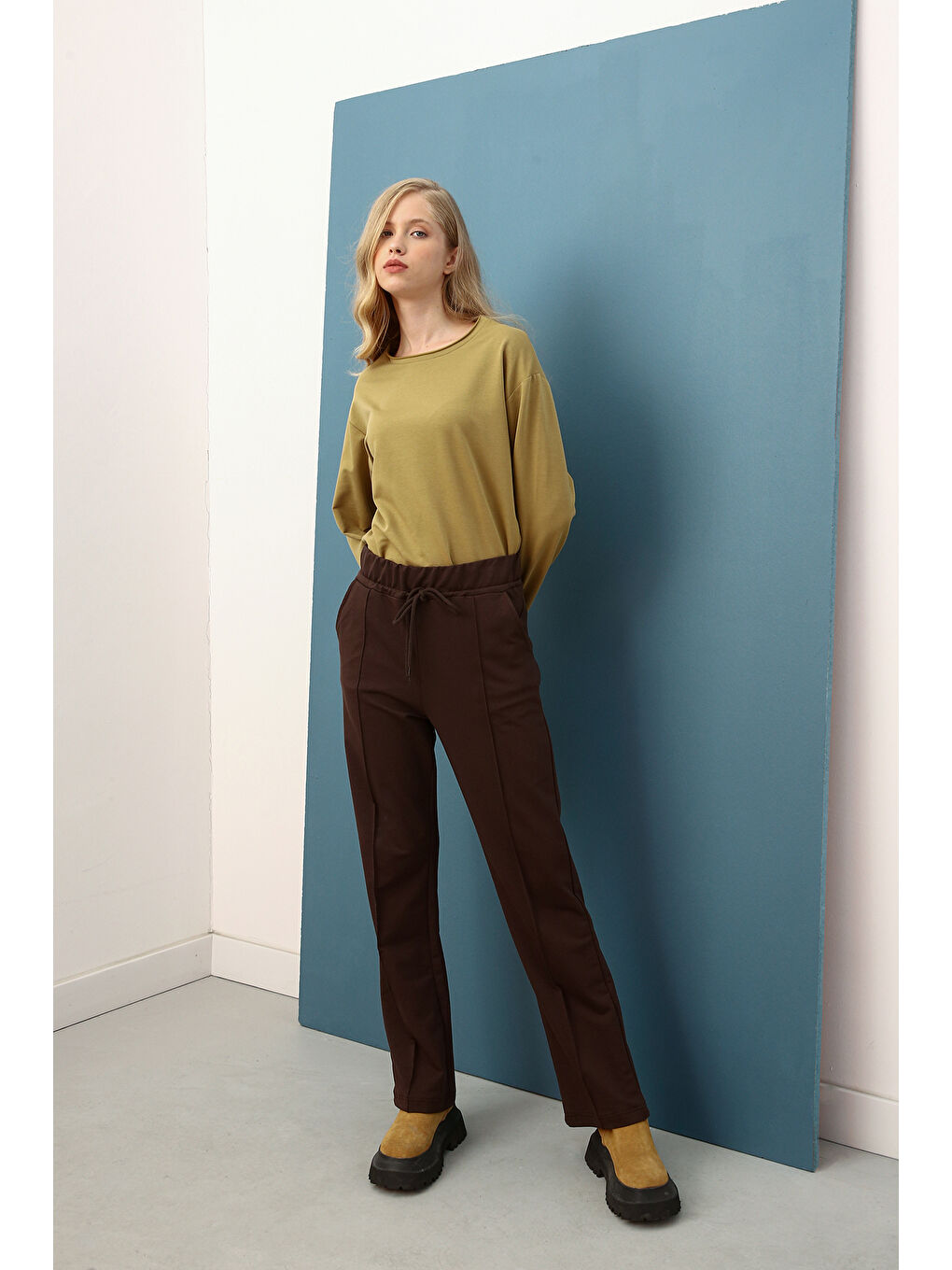 شلوار ورزشی آل دی