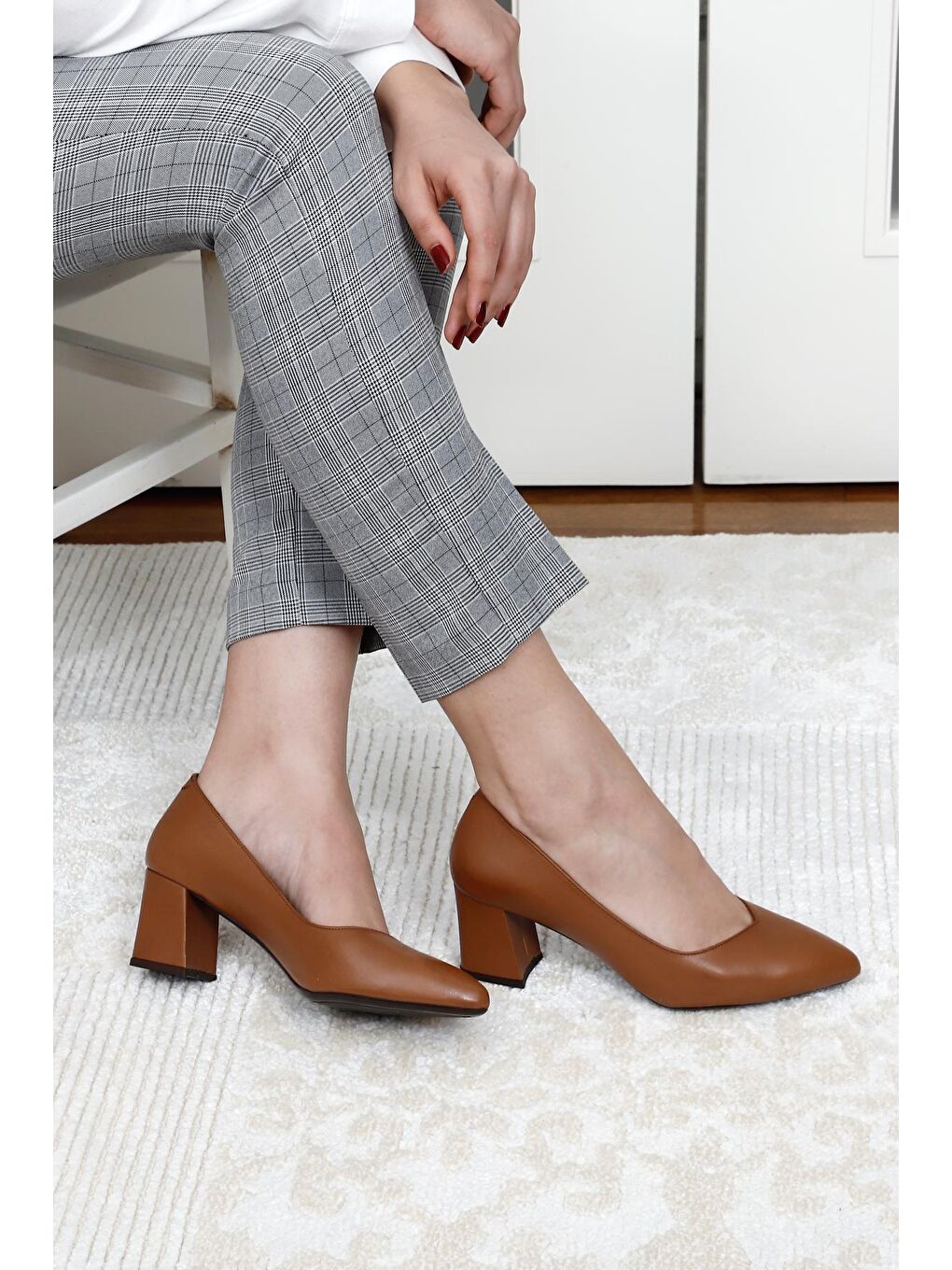 کفش پاشنه بلند  گوندری