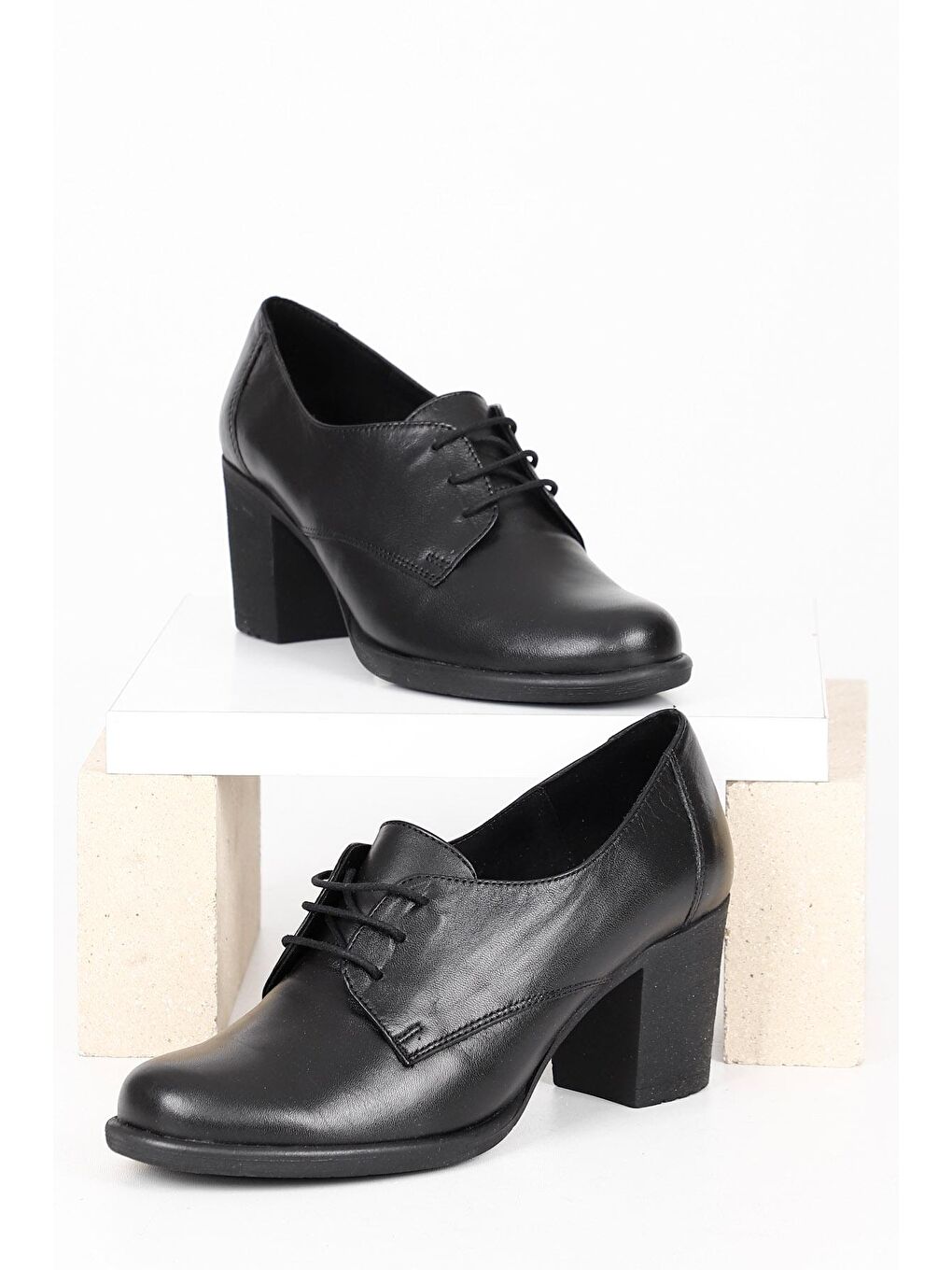 کفش پاشنه بلند  گوندری