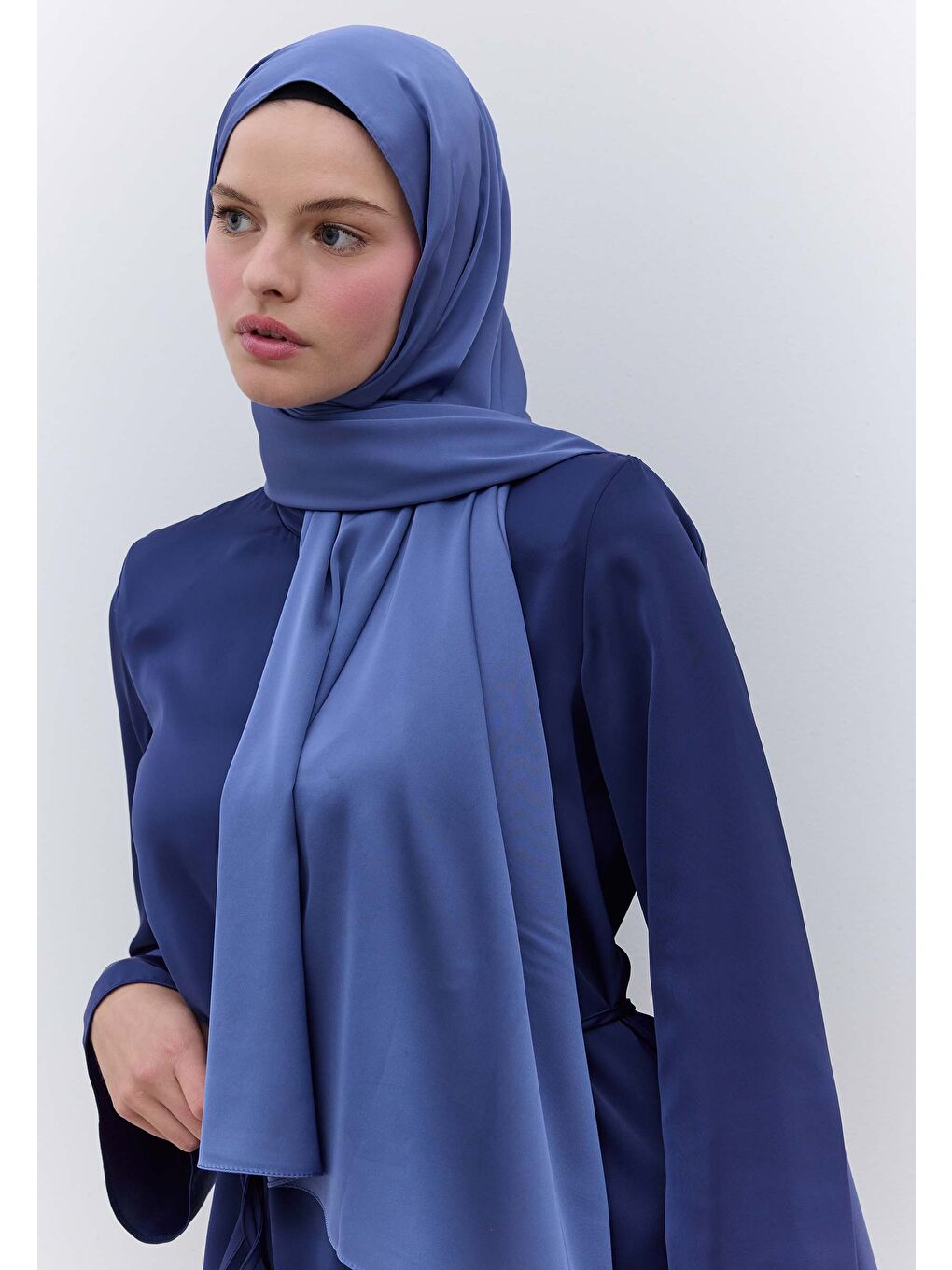 شال  فرش اسکارف