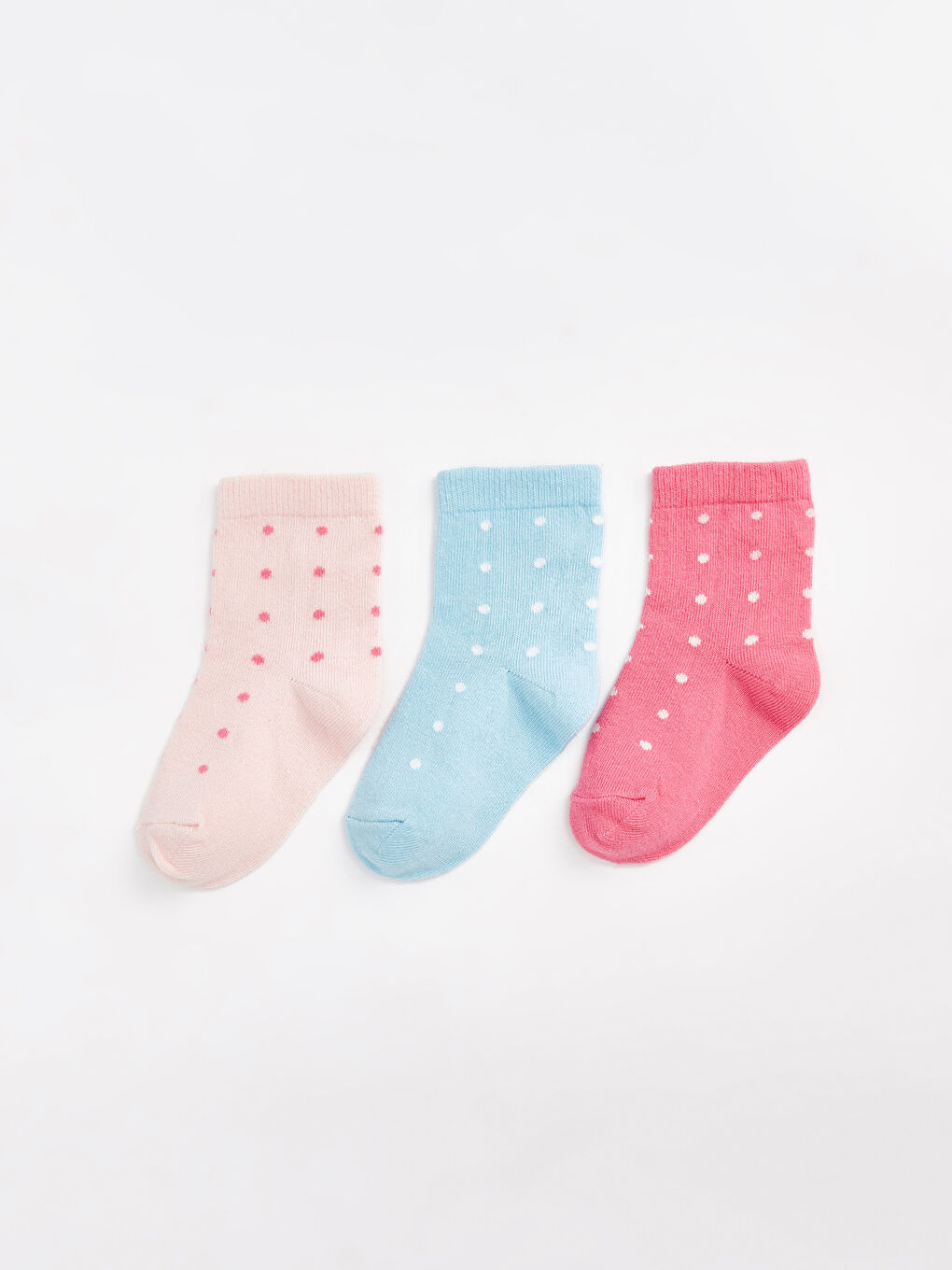 جوراب ال سی وایکیکی