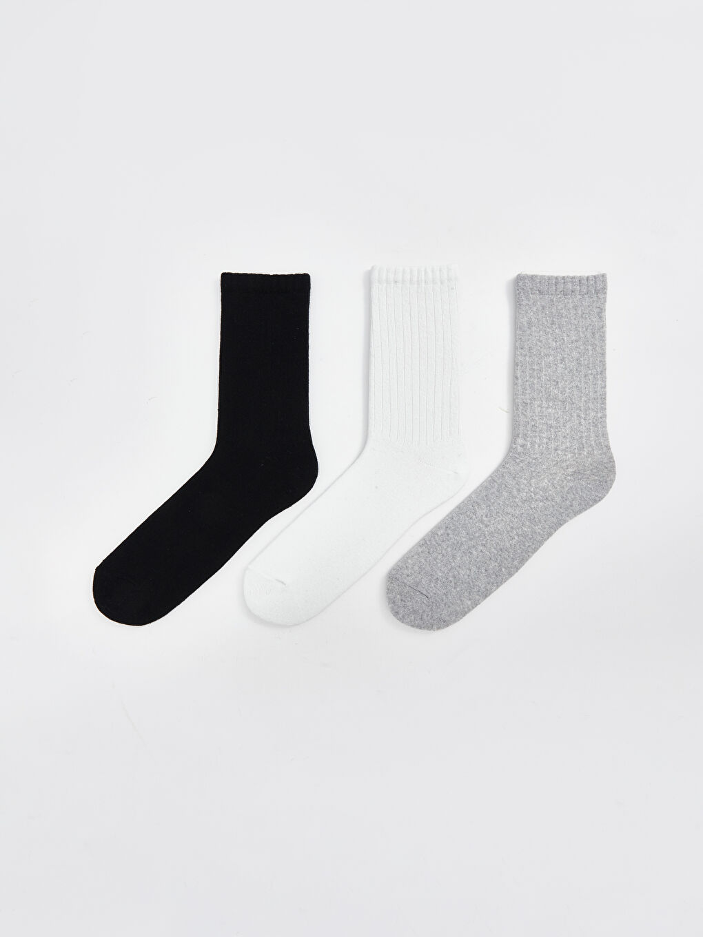 جوراب ال سی وایکیکی