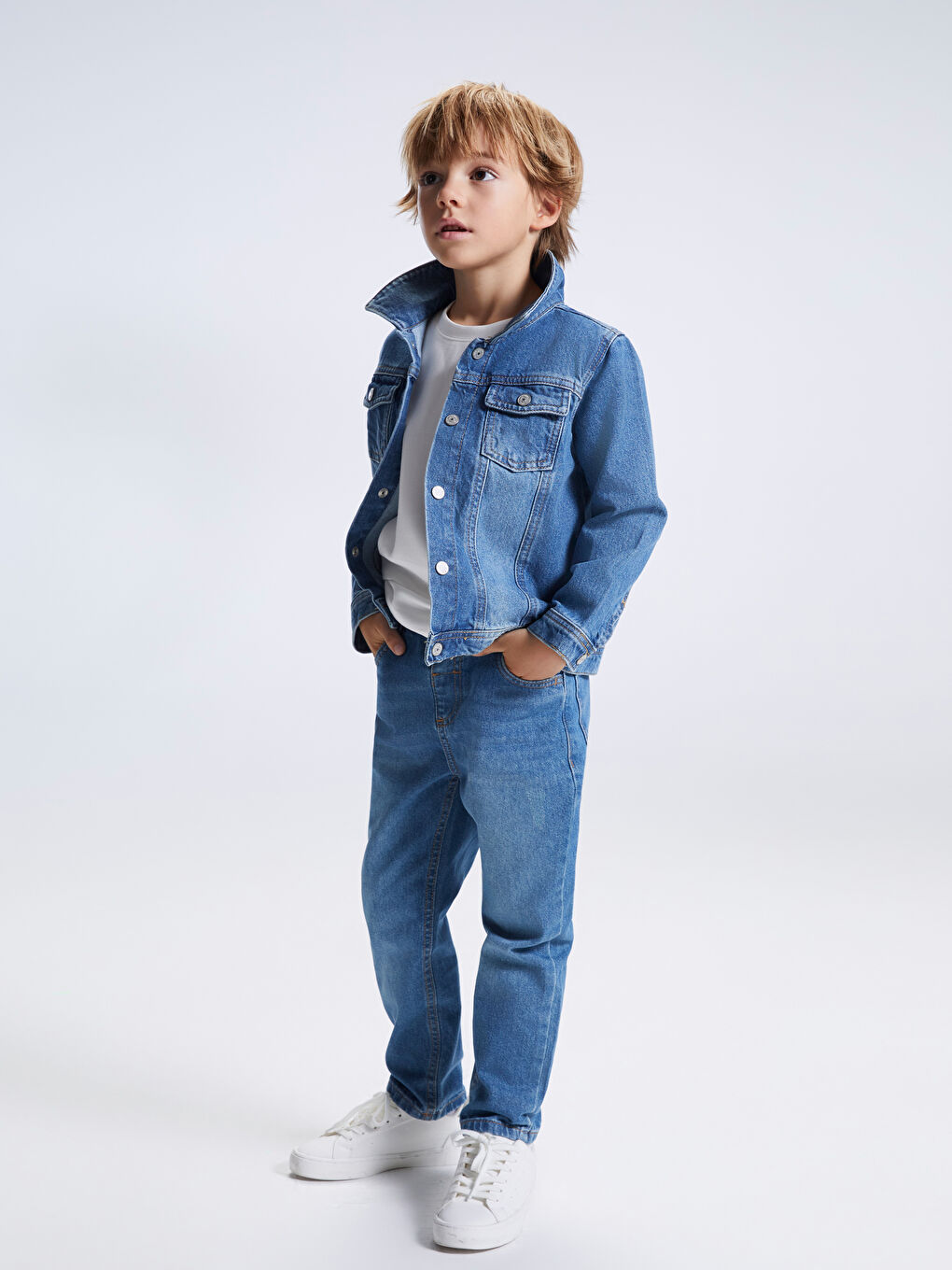 شلوار جین ال سی وایکیکی