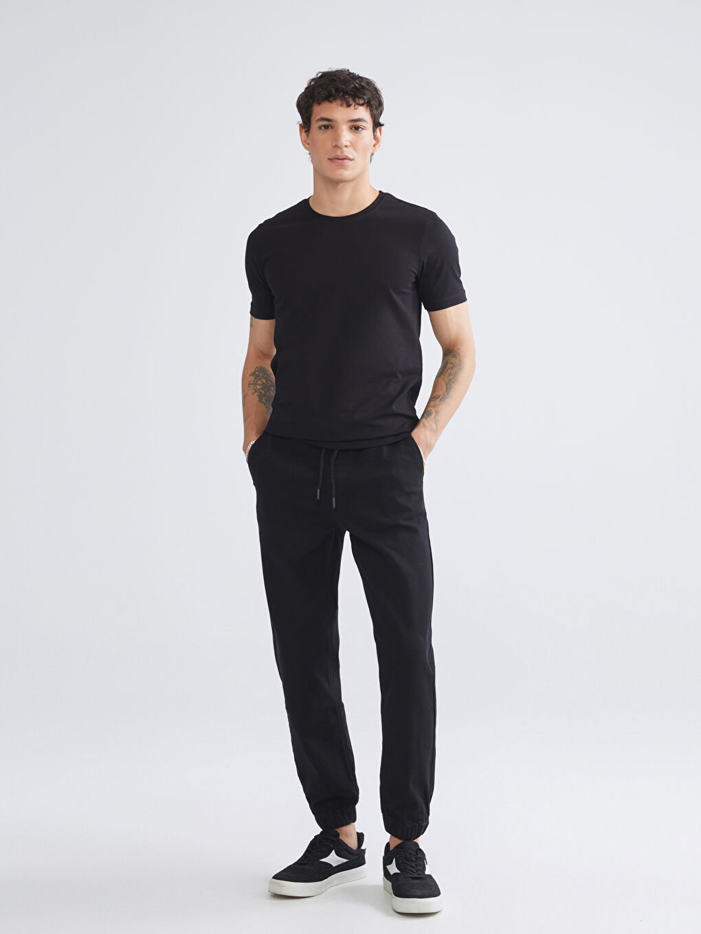 شلوار جین ال سی وایکیکی