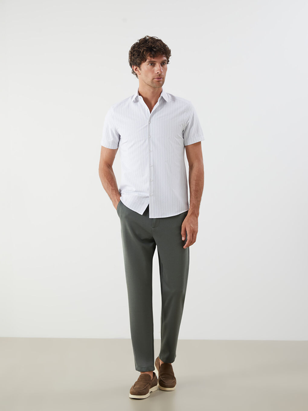 شلوار چینو ال سی وایکیکی